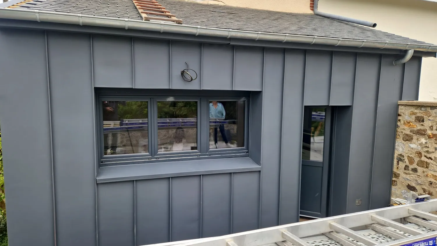 charpentier le genest saint isle