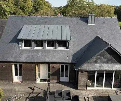 couvreur à Le Bourgneuf-la-Forêt - image 2