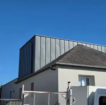 couvreur zingueur à Andouillé - image 2