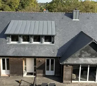 couvreur zingueur à Le Bourgneuf-la-Forêt - image 3
