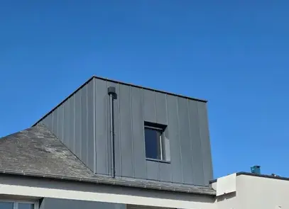 démoussage de toiture à Le Genest-Saint-Isle - image 3