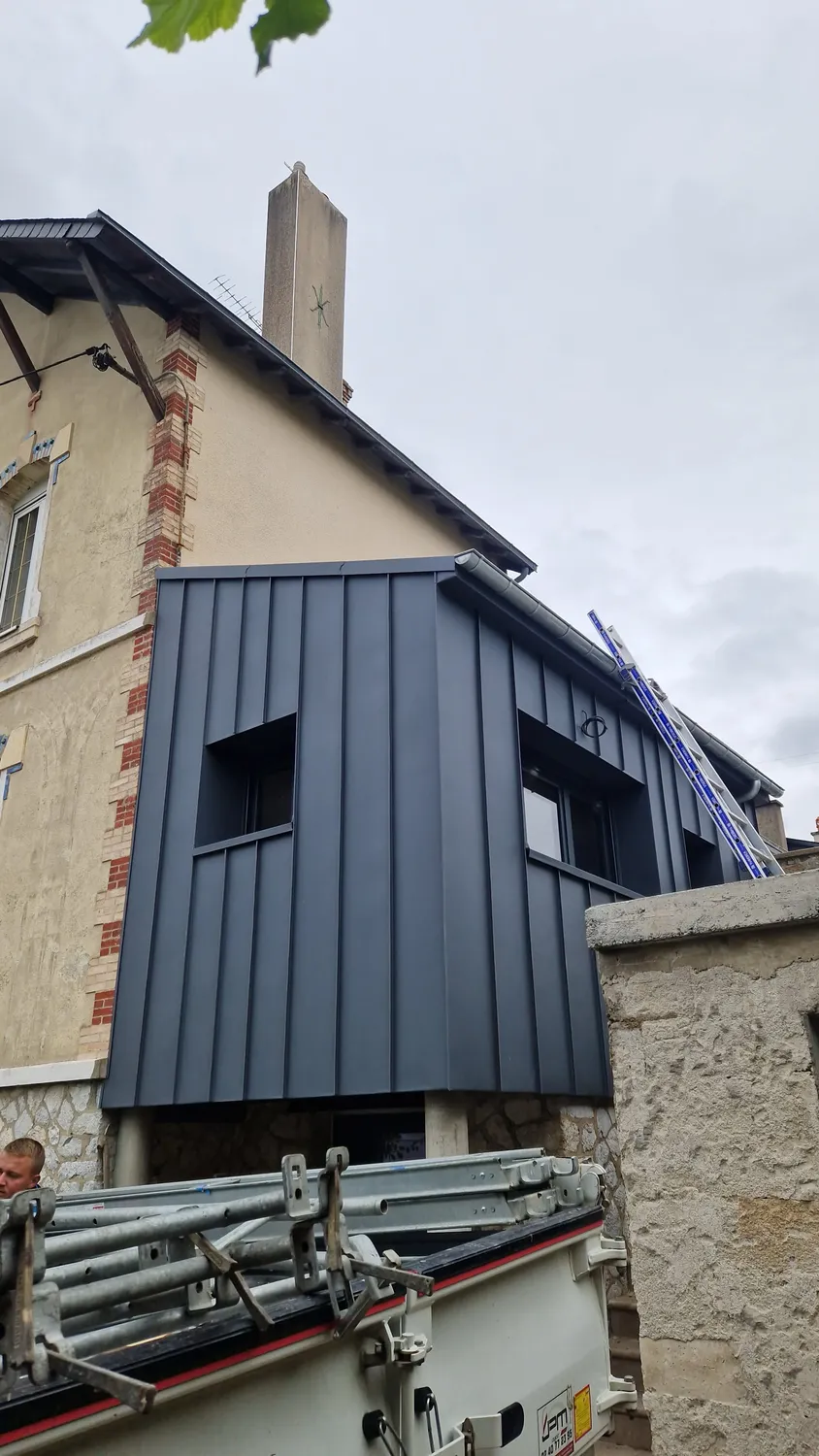 entreprise de bardage le genest saint isle